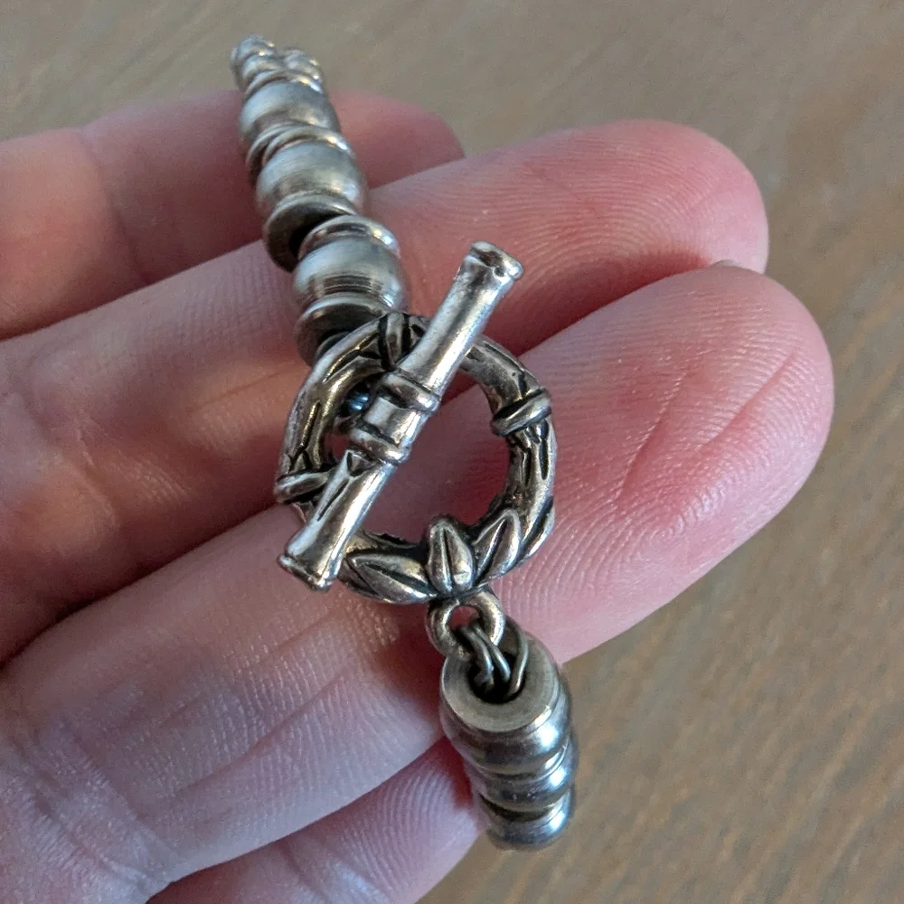 Source Unknown elegant silver